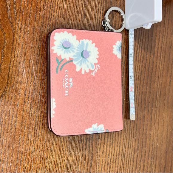 COACH snap closure mini wallet in Bubblegum Pink and daisy print! NWT - Picture 2 of 5